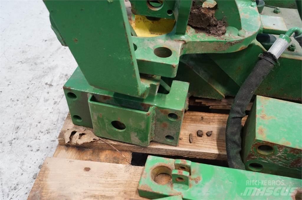 John Deere 8235R Ďalšie príslušenstvo traktorov