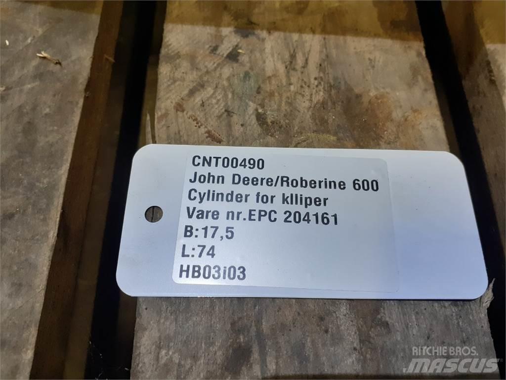 John Deere 900 Robotické kosačky