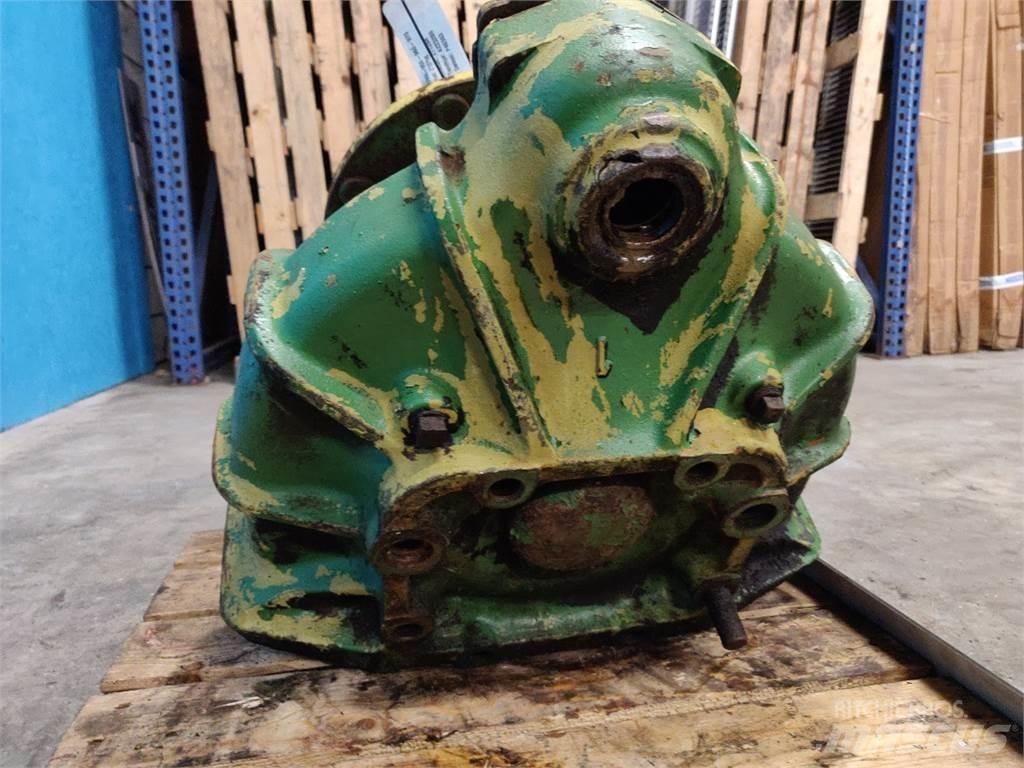 John Deere 950 Príslušenstvo a náhradné diely ku kombajnom