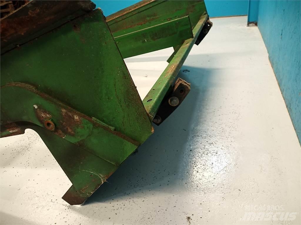 John Deere 9540 Posýpače soli a piesku