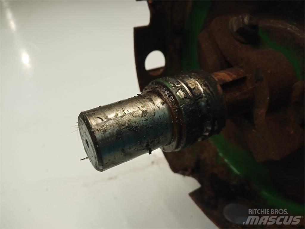 John Deere 9540 Príslušenstvo a náhradné diely ku kombajnom