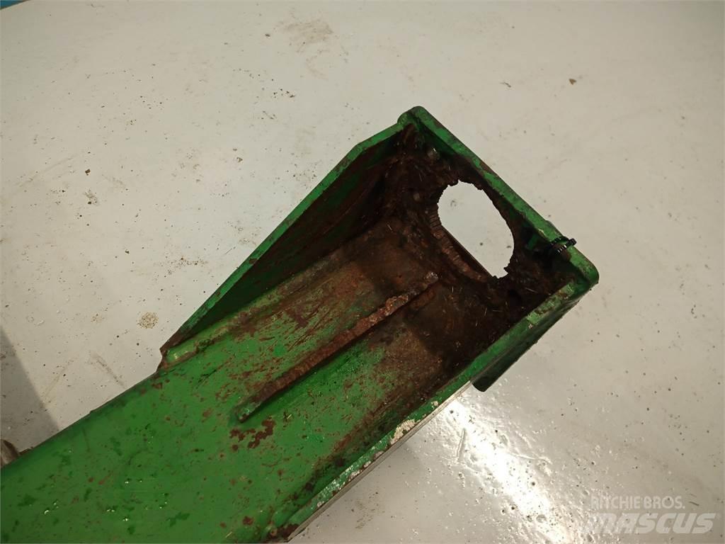 John Deere 9540 Príslušenstvo a náhradné diely ku kombajnom