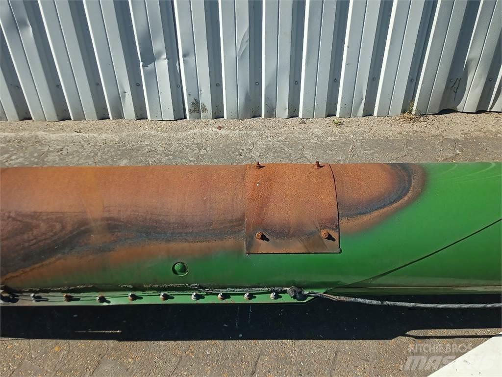 John Deere 9540 Príslušenstvo a náhradné diely ku kombajnom