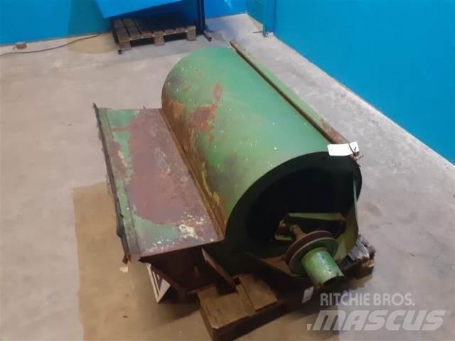 John Deere 955 Posýpače soli a piesku