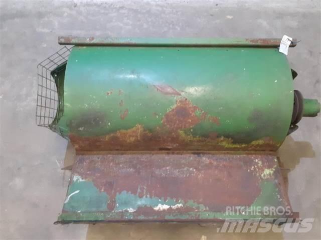 John Deere 955 Posýpače soli a piesku
