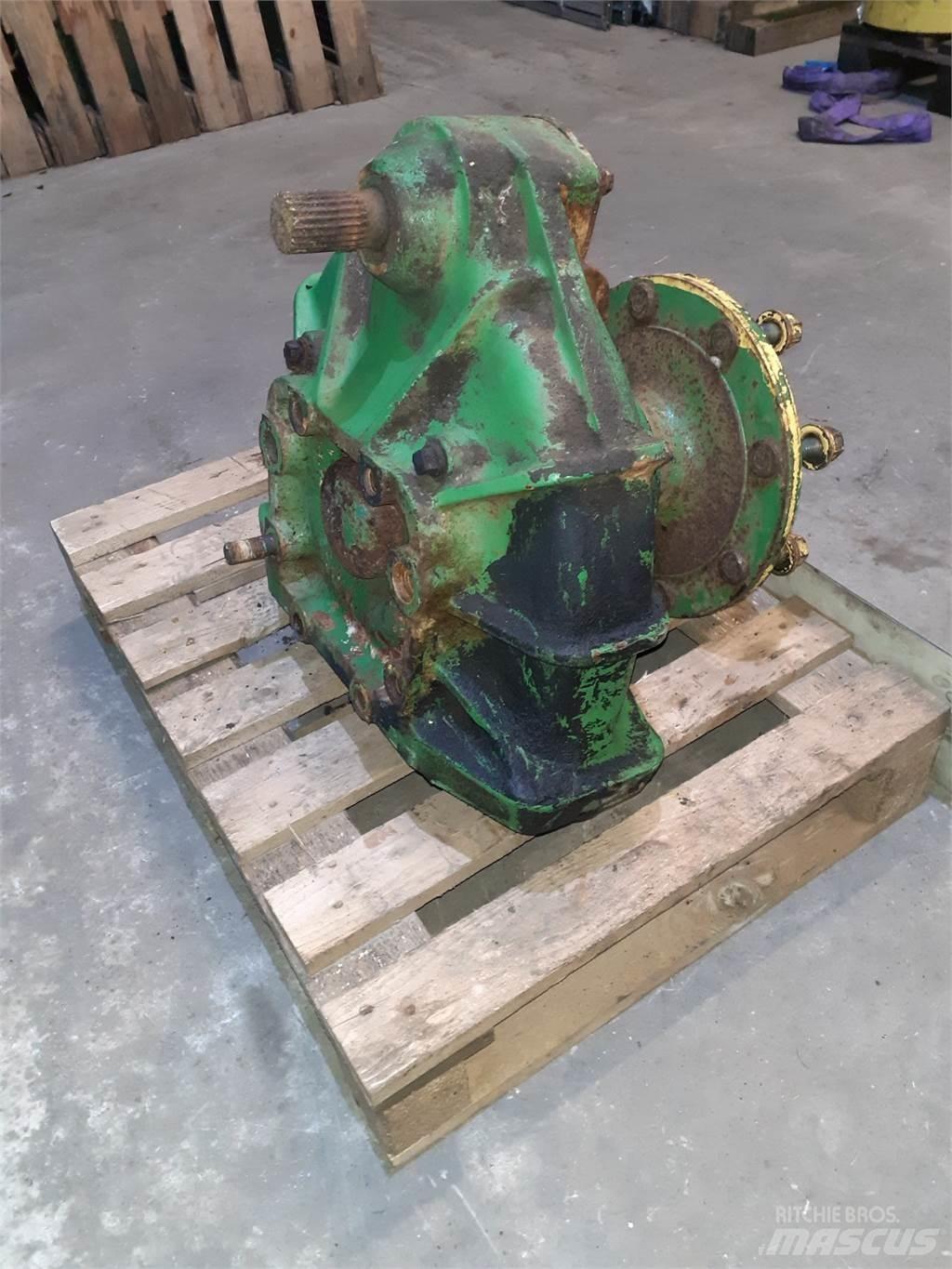 John Deere 955 Príslušenstvo a náhradné diely ku kombajnom