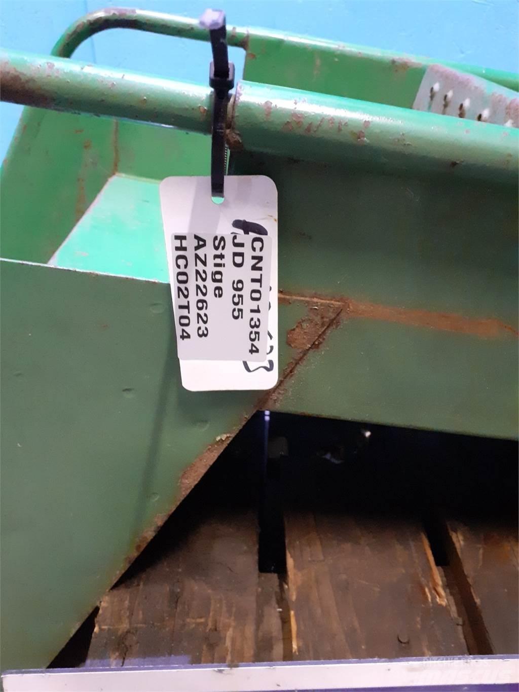 John Deere 955 Kabíny a interiér