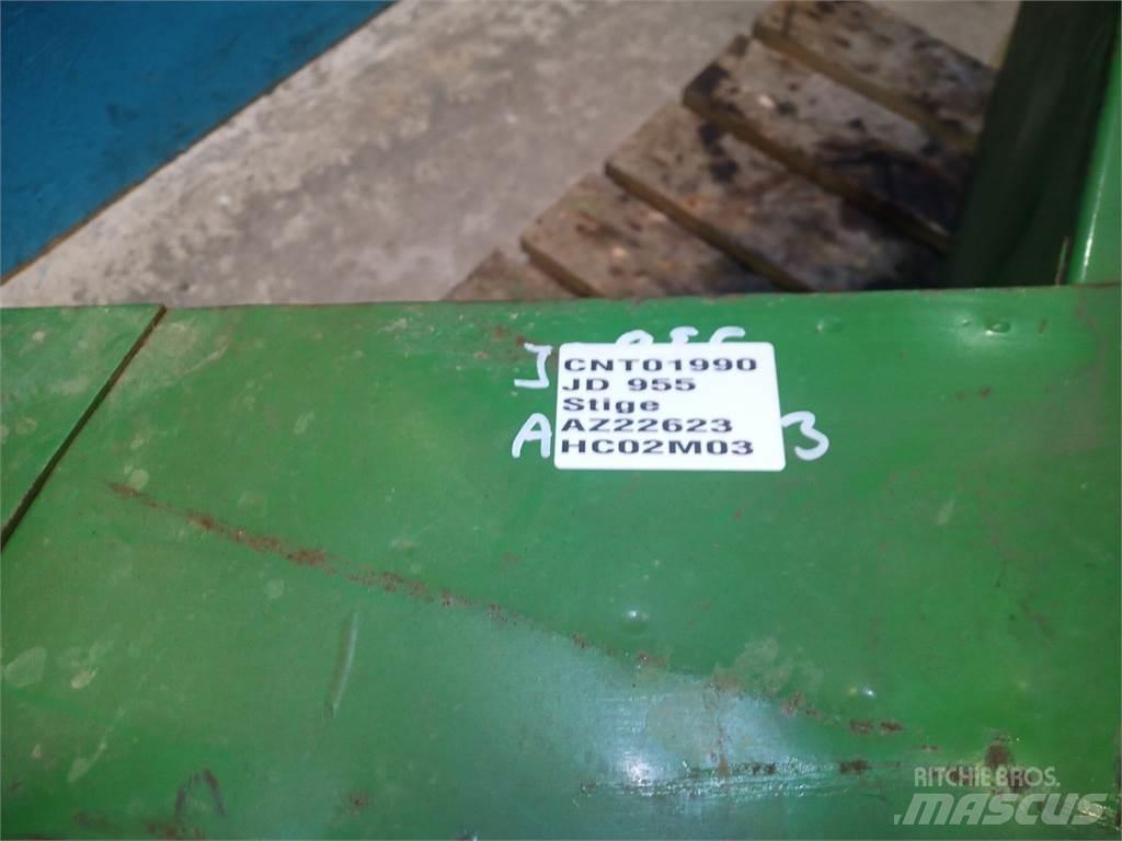 John Deere 955 Kabíny a interiér