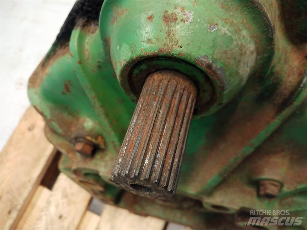 John Deere 965 Príslušenstvo a náhradné diely ku kombajnom