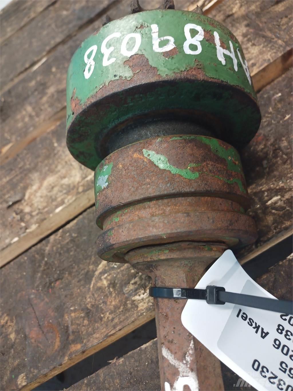 John Deere 965 Príslušenstvo a náhradné diely ku kombajnom