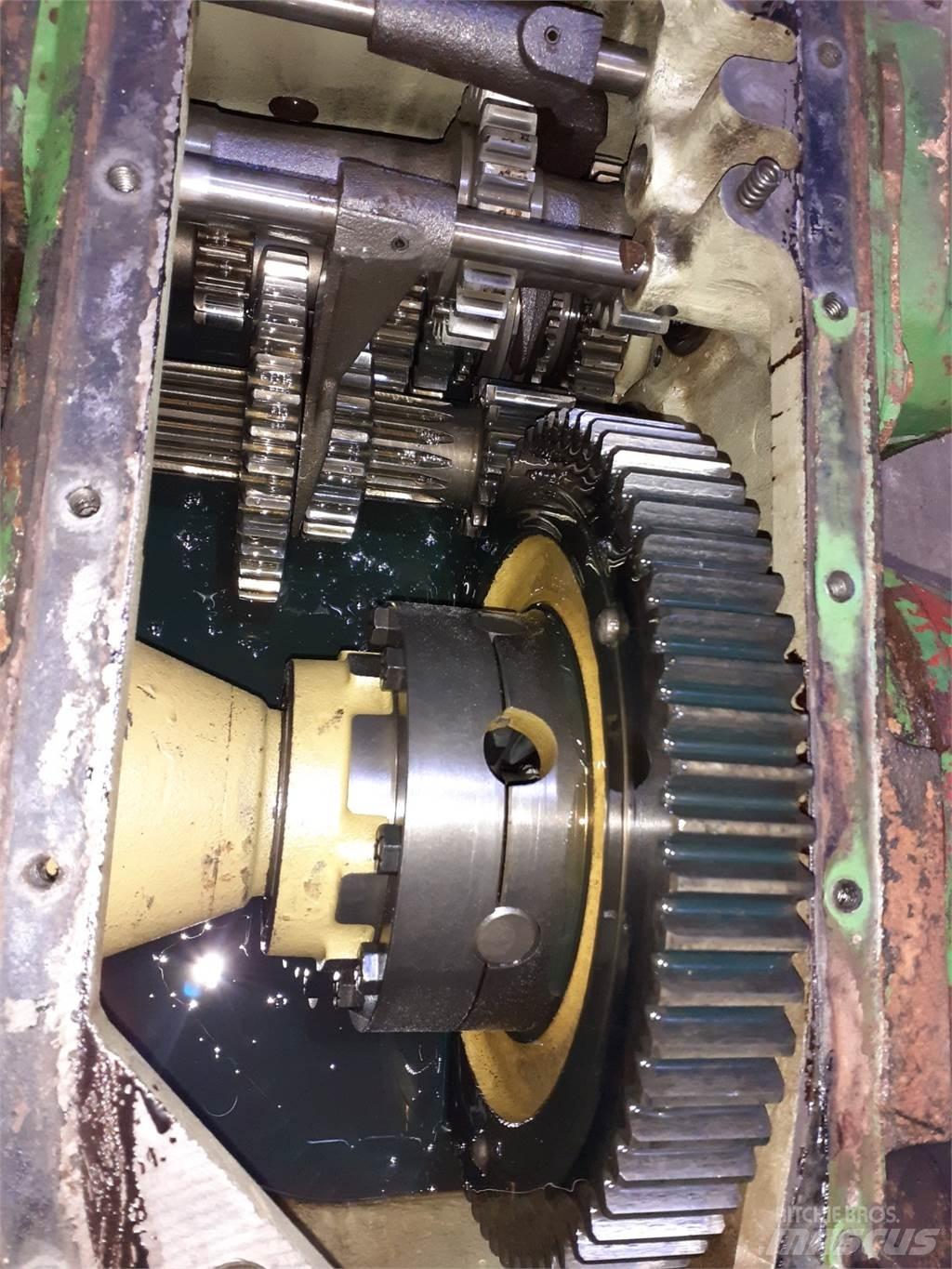 John Deere 975 Prevodovka