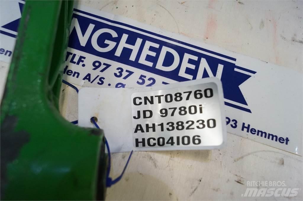 John Deere 9780 Posýpače soli a piesku