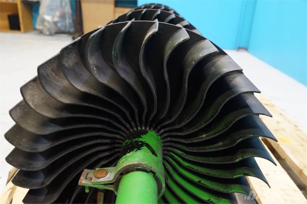 John Deere 9780 Posýpače soli a piesku