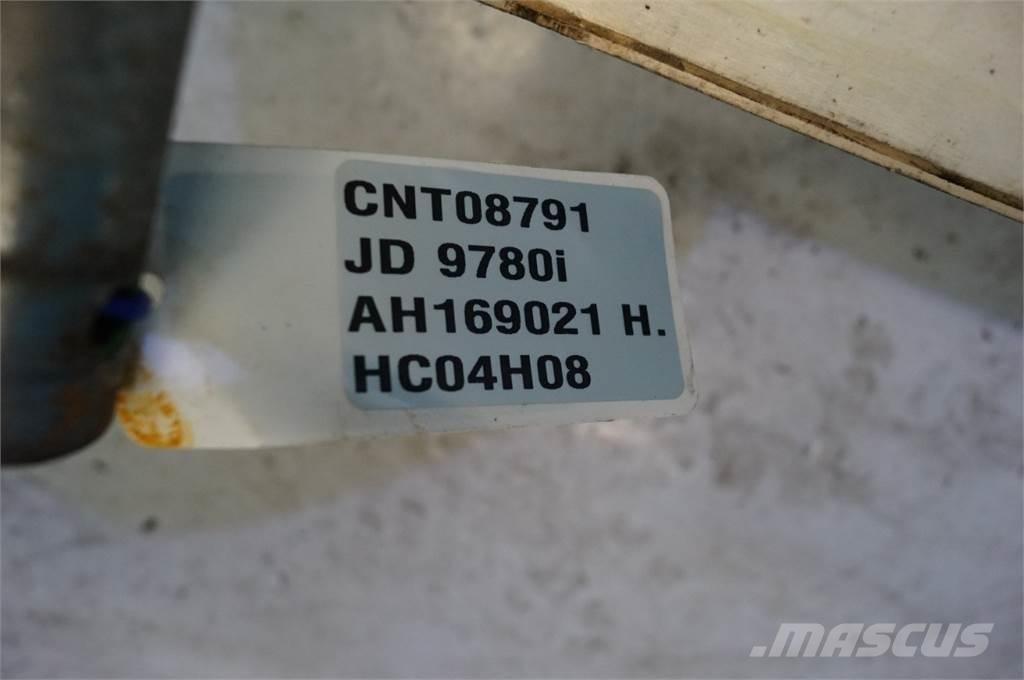 John Deere 9780 Posýpače soli a piesku