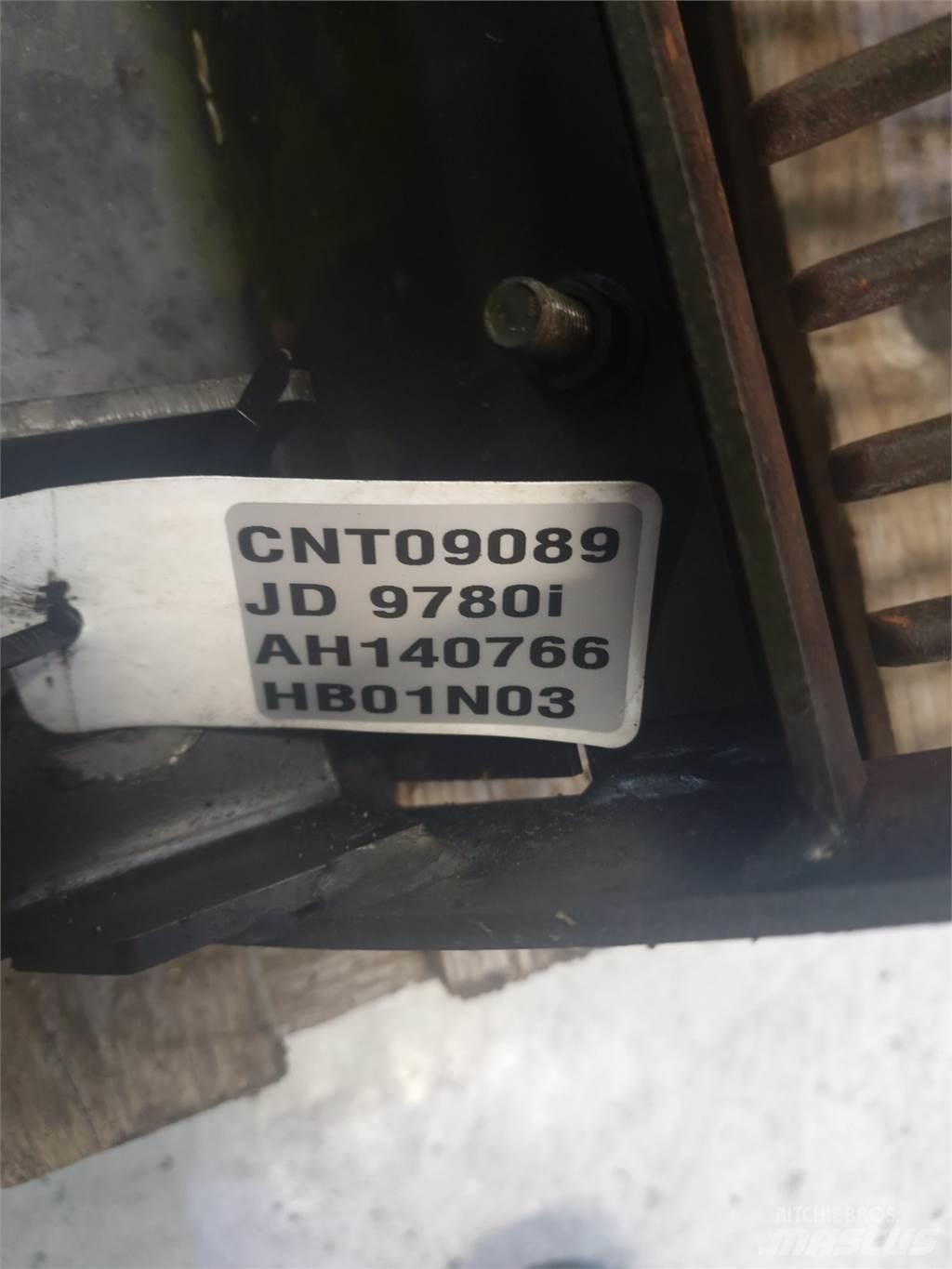 John Deere 9780 Príslušenstvo a náhradné diely ku kombajnom