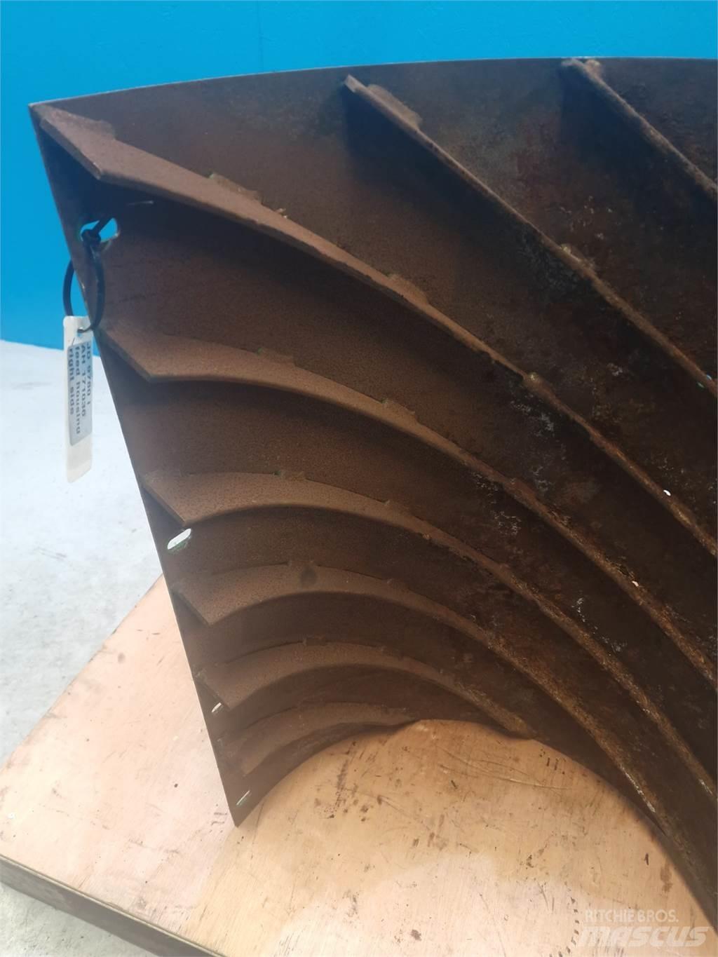 John Deere 9780 Príslušenstvo a náhradné diely ku kombajnom