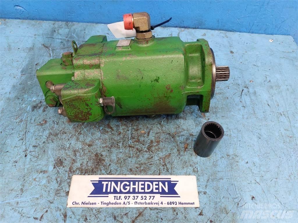 John Deere 9880i Hydraulika