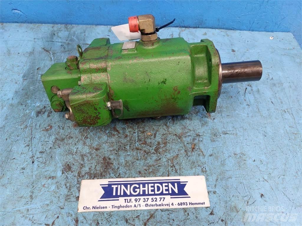 John Deere 9880i Hydraulika