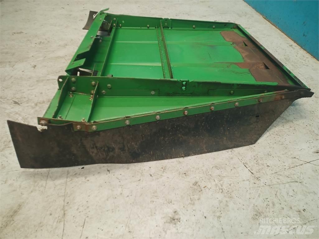 John Deere CTS Posýpače soli a piesku