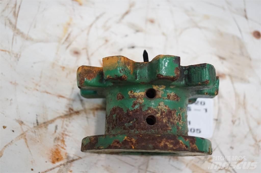 John Deere CTS Príslušenstvo a náhradné diely ku kombajnom