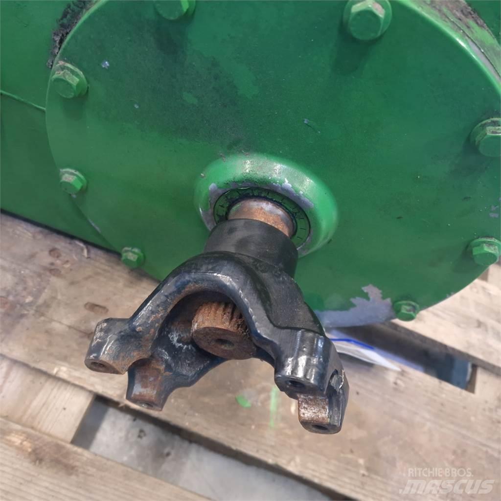 John Deere S670 Prevodovka