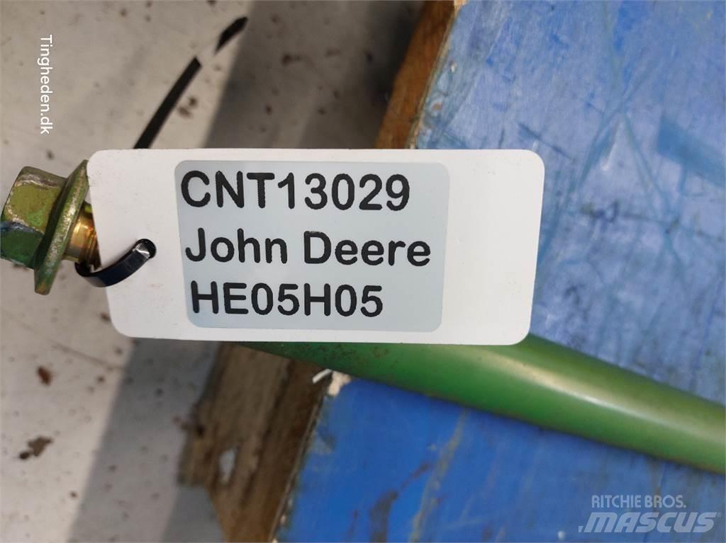 John Deere S670 Posýpače soli a piesku