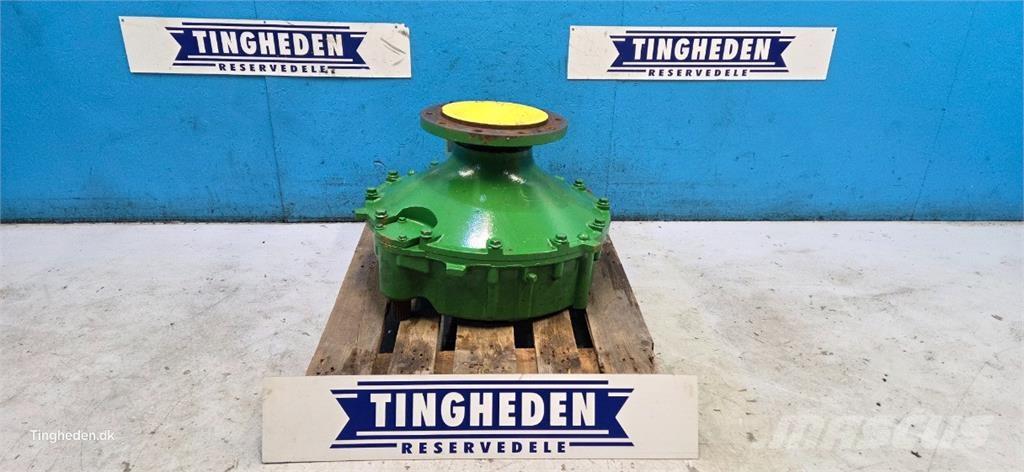 John Deere S690 Príslušenstvo a náhradné diely ku kombajnom