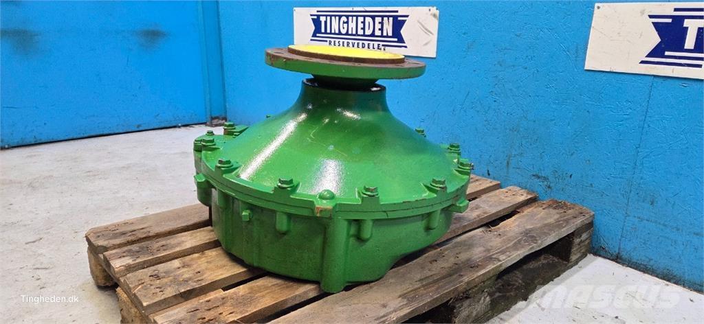 John Deere S690 Príslušenstvo a náhradné diely ku kombajnom