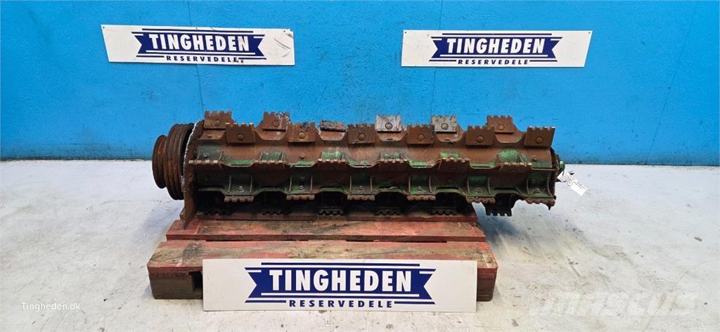 John Deere S690 Príslušenstvo a náhradné diely ku kombajnom