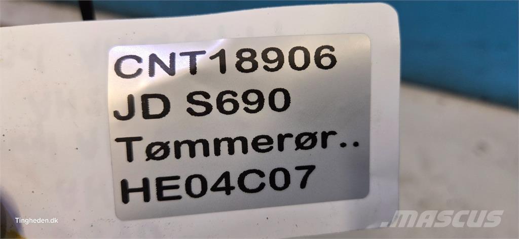 John Deere S690 Príslušenstvo a náhradné diely ku kombajnom