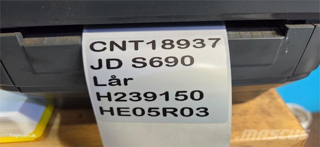 John Deere S690 Príslušenstvo a náhradné diely ku kombajnom