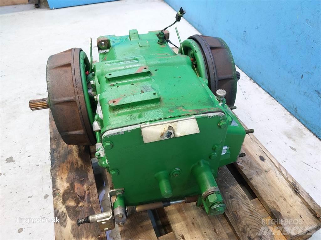 John Deere T660I Prevodovka