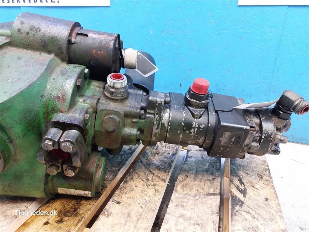 John Deere T660I Prevodovka