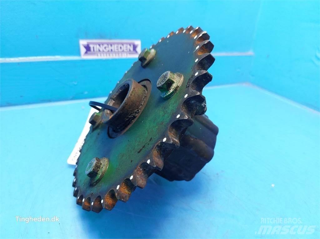John Deere T660I Prevodovka