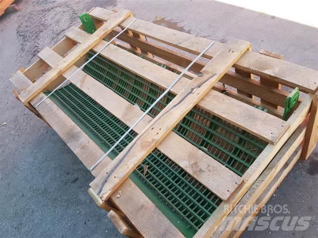 John Deere T670 Príslušenstvo a náhradné diely ku kombajnom