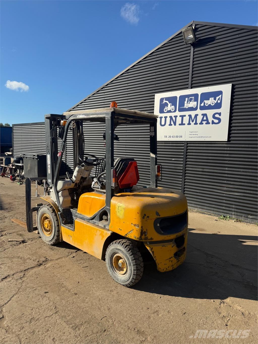 Komatsu FD25 Dieselové vozíky