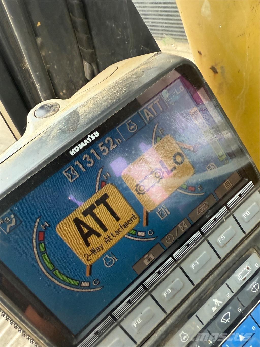 Komatsu PC290 Pásové rýpadlá