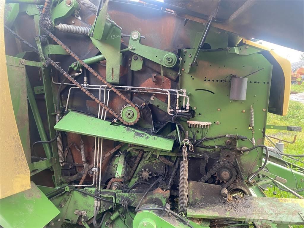 Krone CV150 XC Lisy na okrúhle balíky