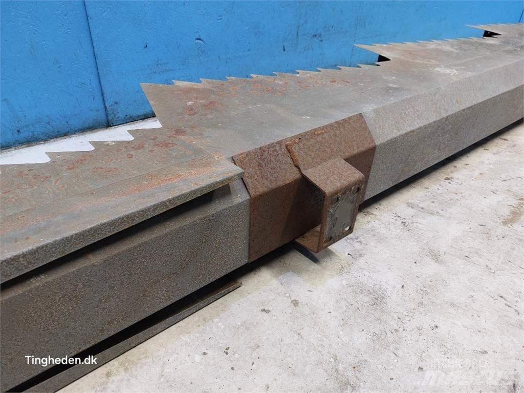 Laverda 3500 Príslušenstvo a náhradné diely ku kombajnom