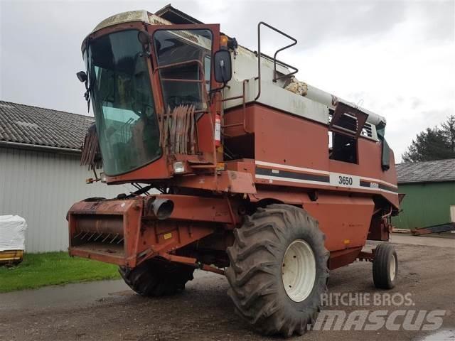 Laverda 3650 Kombinované zberacie stroje
