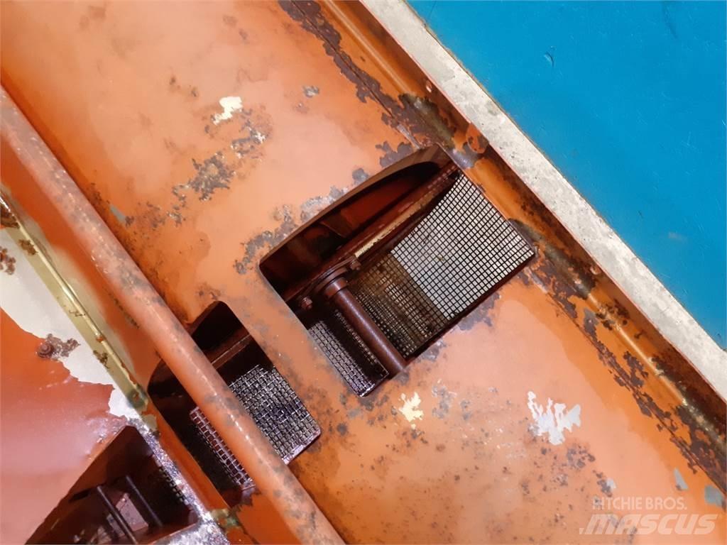 Laverda 3650 Posýpače soli a piesku