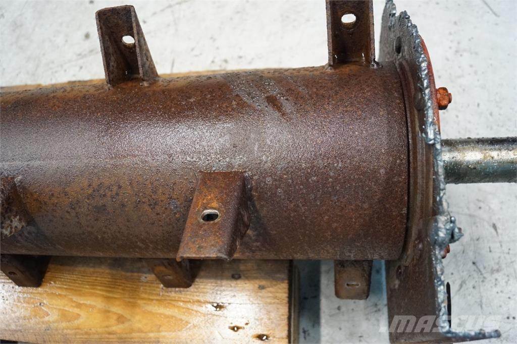 Laverda 3790 Príslušenstvo a náhradné diely ku kombajnom