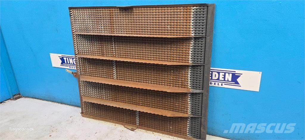 Laverda L517 Posýpače soli a piesku