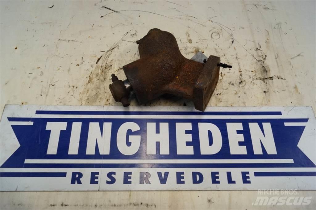 Laverda L627 Príslušenstvo a náhradné diely ku kombajnom