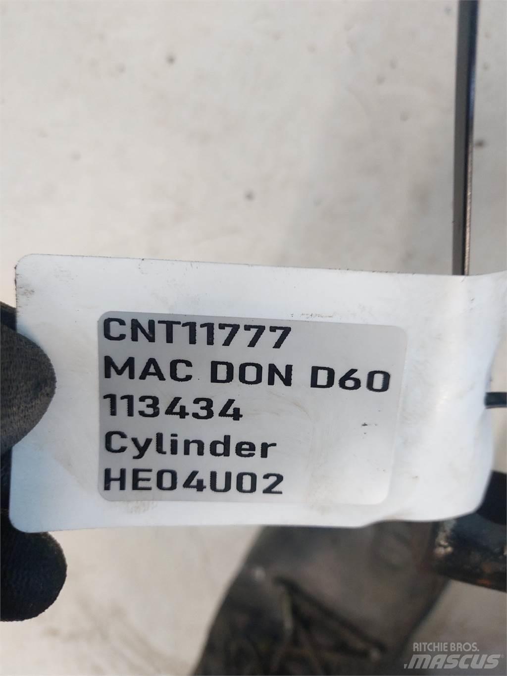 MacDon D60 Príslušenstvo a náhradné diely ku kombajnom