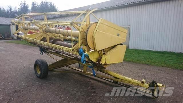 New Holland 13 Príslušenstvo a náhradné diely ku kombajnom