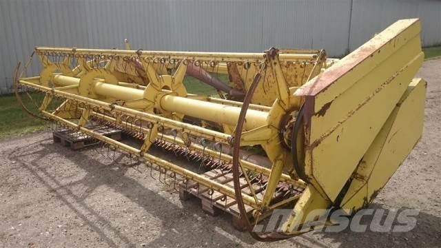 New Holland 15 Príslušenstvo a náhradné diely ku kombajnom