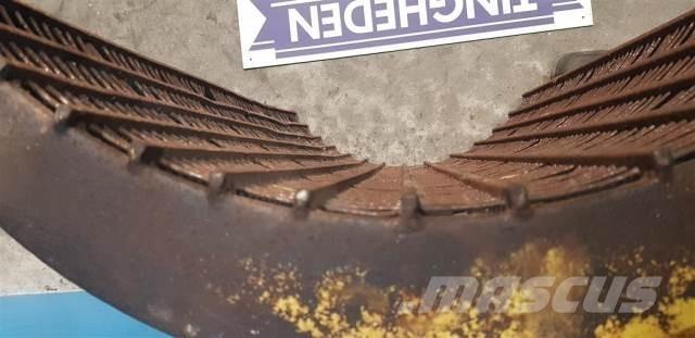 New Holland 1530 Príslušenstvo a náhradné diely ku kombajnom