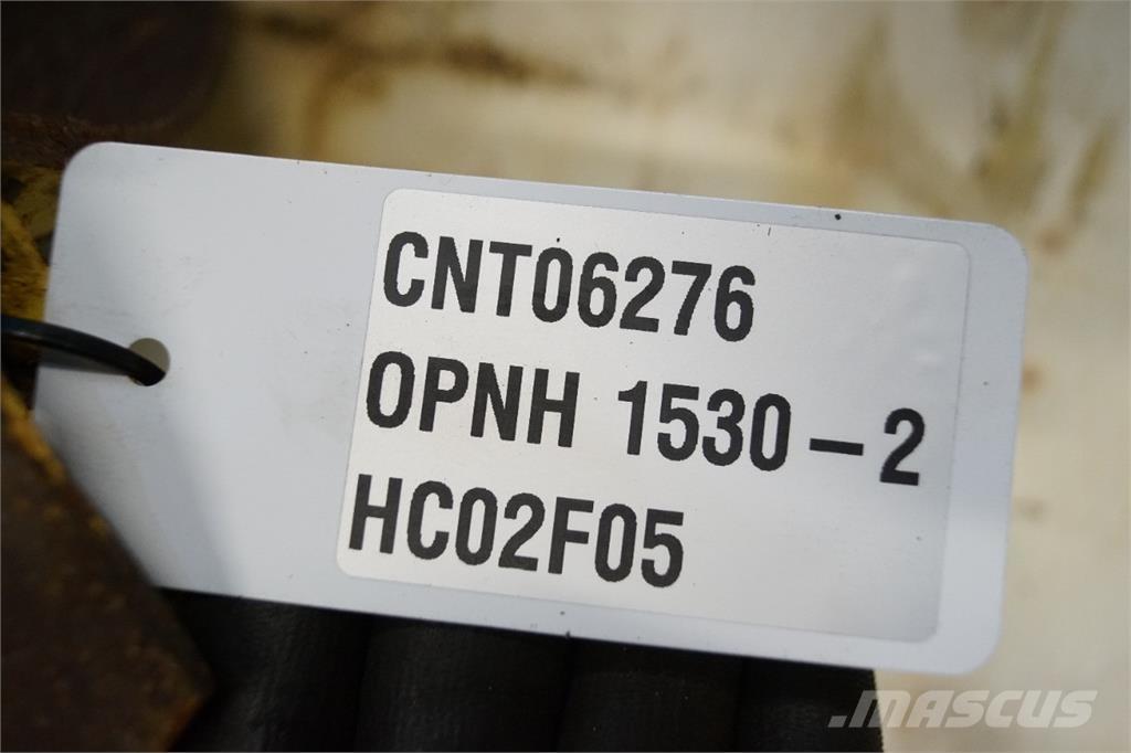 New Holland 1530 Príslušenstvo a náhradné diely ku kombajnom