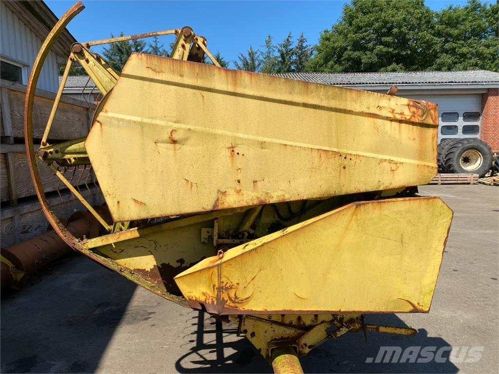 New Holland 20 Príslušenstvo a náhradné diely ku kombajnom